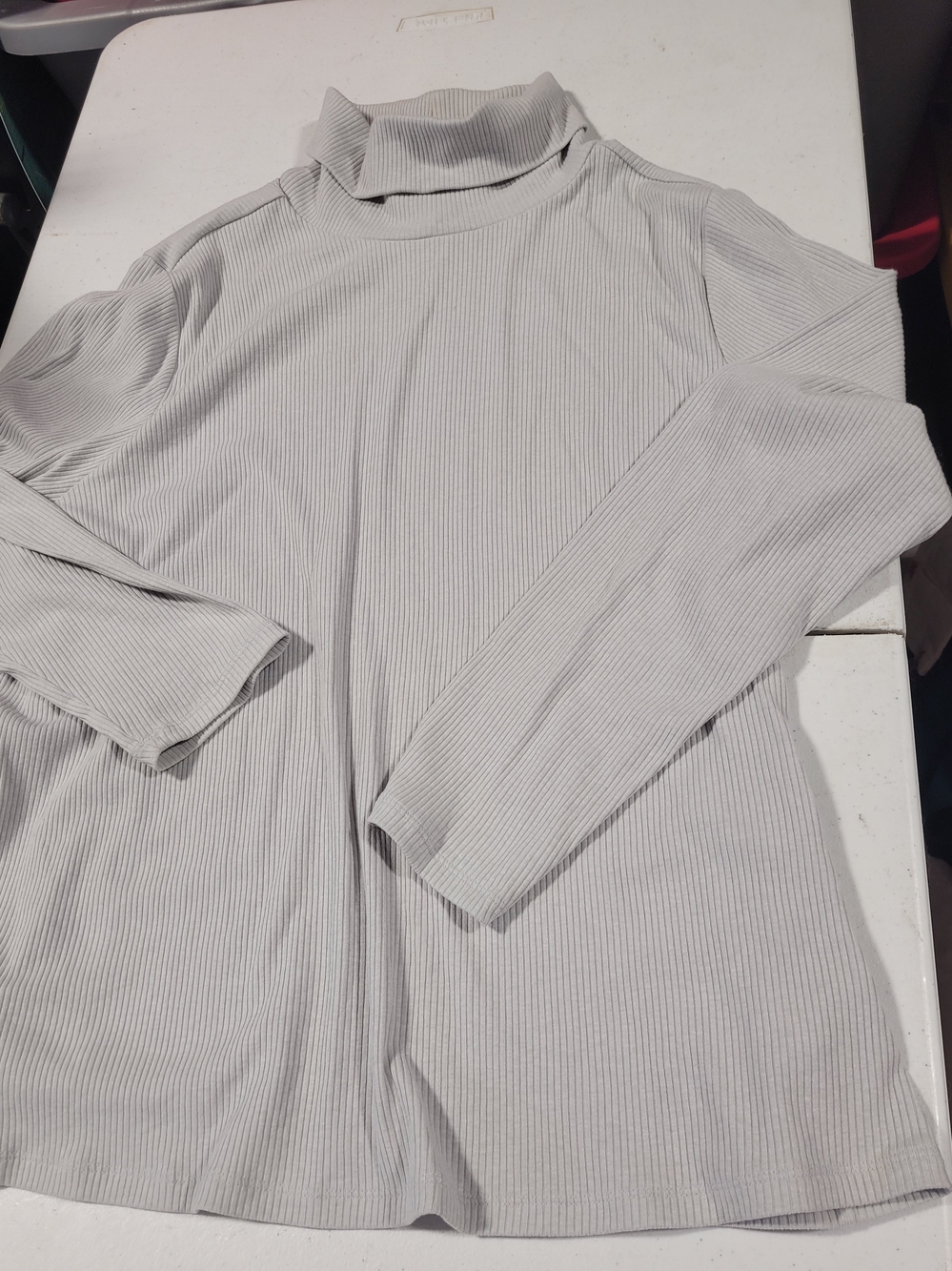 Old Navy Light Gray Ribbed Turtleneck Long Sleeve Top